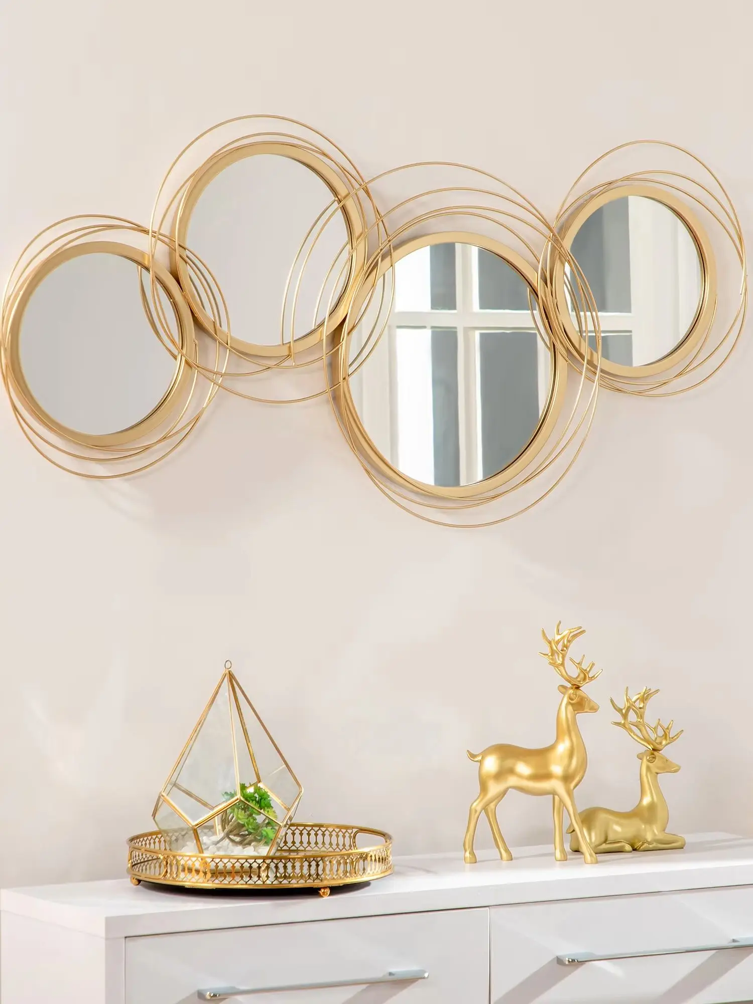 HOMCOM Gold Metal Wall Art – Modern Mirror Decorative Wall Sculpture - Image 2